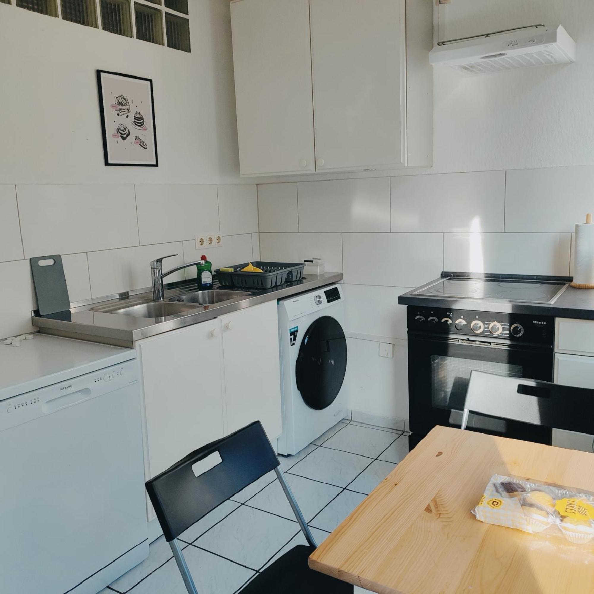 Ferienwohnung Monteurwohnung Messewohnung Duisburg Sued Grenze Duesseldorf 6 Personen Zewnętrze zdjęcie