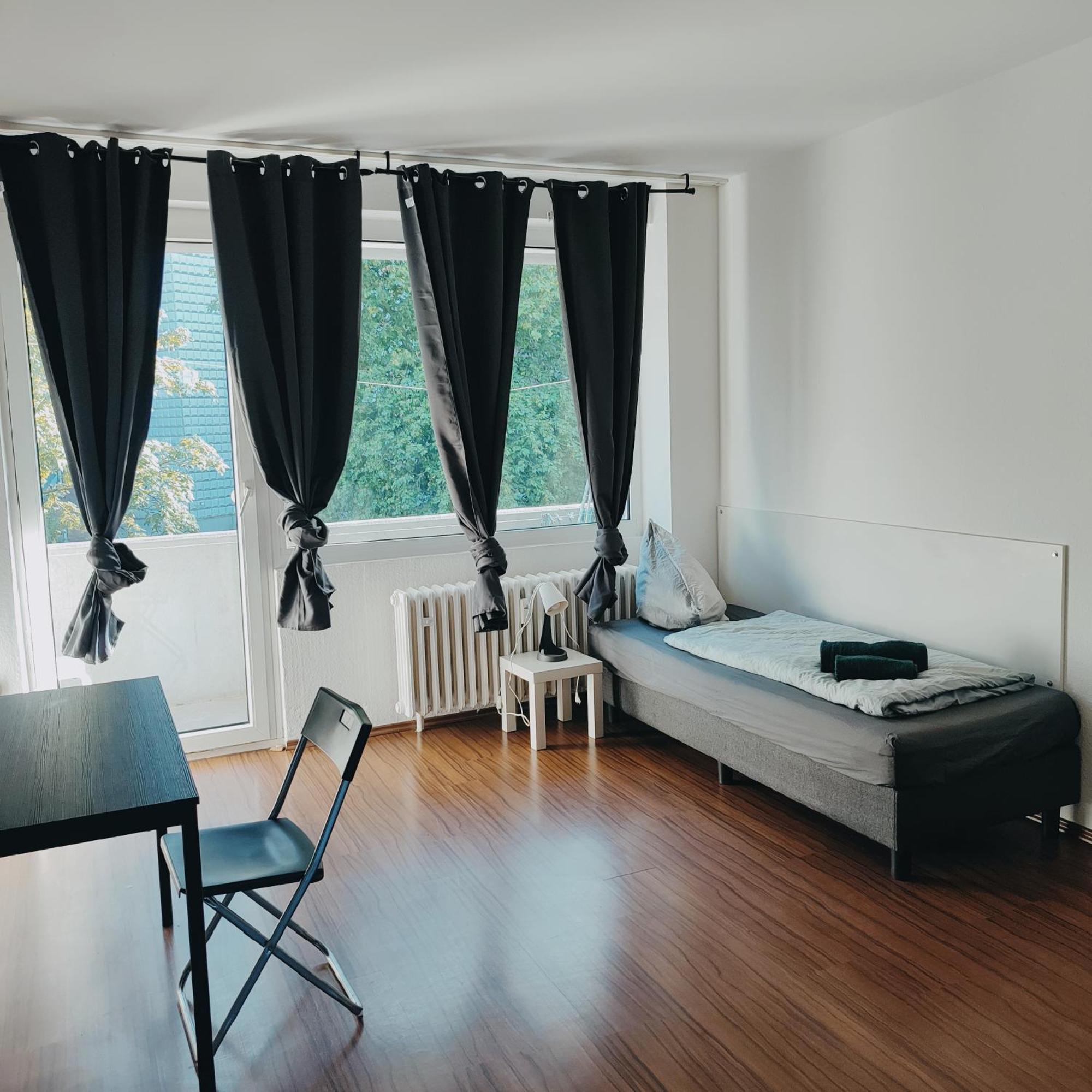 Ferienwohnung Monteurwohnung Messewohnung Duisburg Sued Grenze Duesseldorf 6 Personen Zewnętrze zdjęcie
