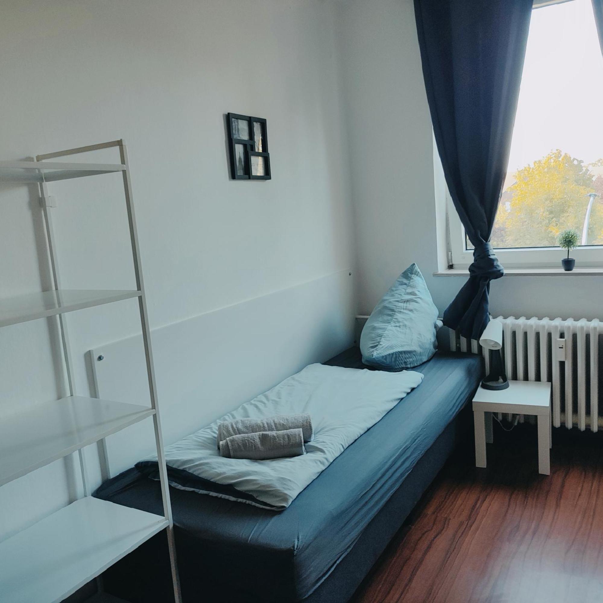 Ferienwohnung Monteurwohnung Messewohnung Duisburg Sued Grenze Duesseldorf 6 Personen Zewnętrze zdjęcie